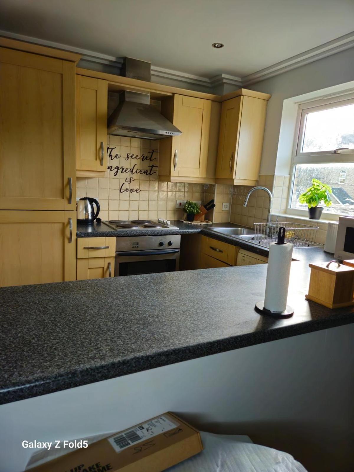 Spacious & Cosy Double And Single Bedrooms Close To Hendon & Colindale Tube Stations Buitenkant foto