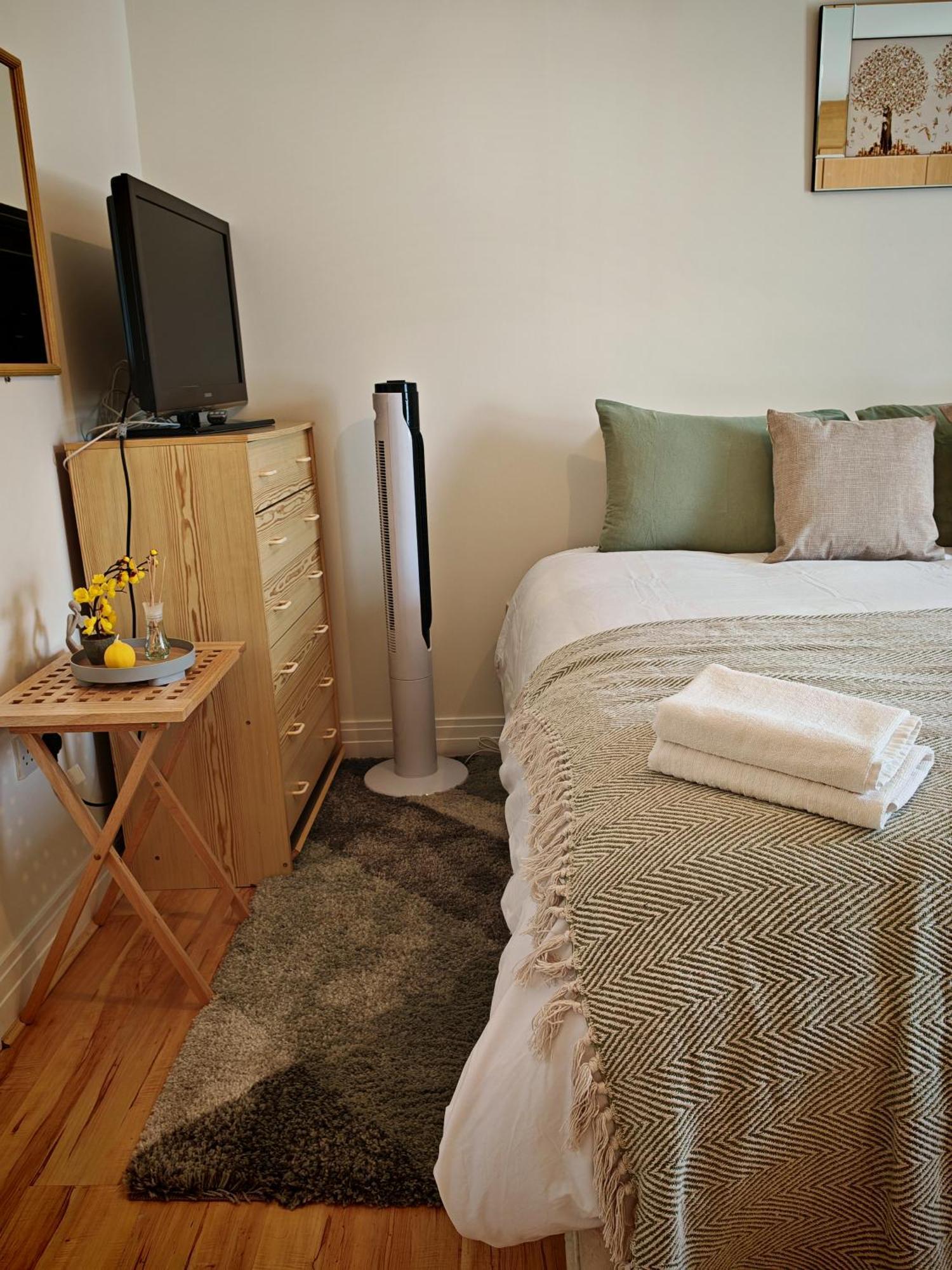 Spacious & Cosy Double And Single Bedrooms Close To Hendon & Colindale Tube Stations Buitenkant foto