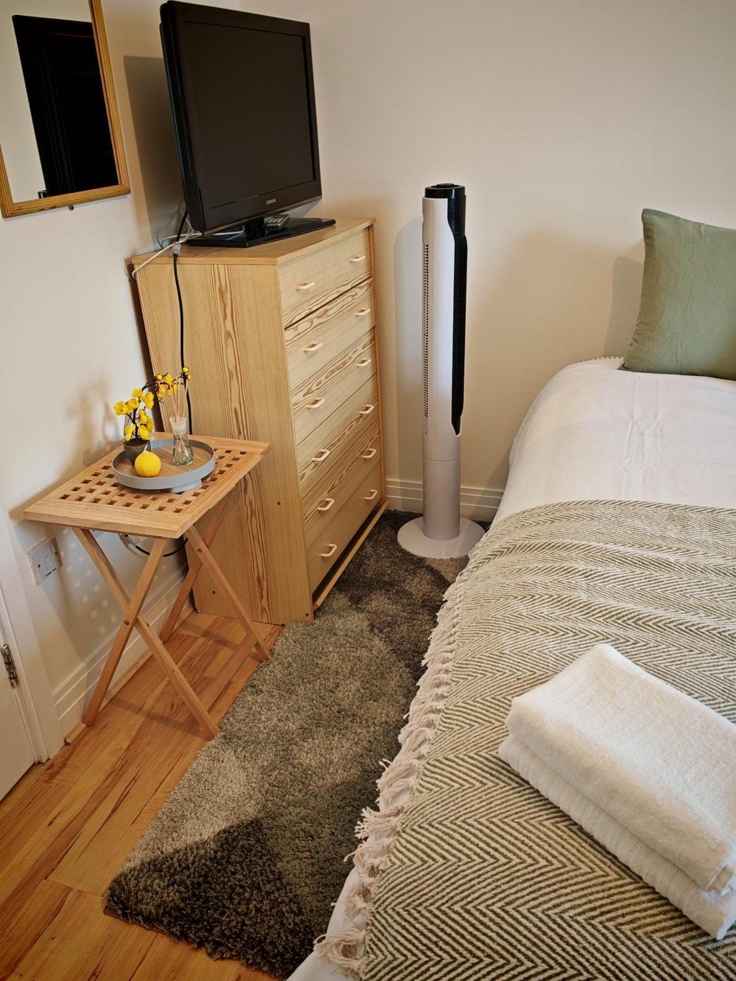 Spacious & Cosy Double And Single Bedrooms Close To Hendon & Colindale Tube Stations Buitenkant foto