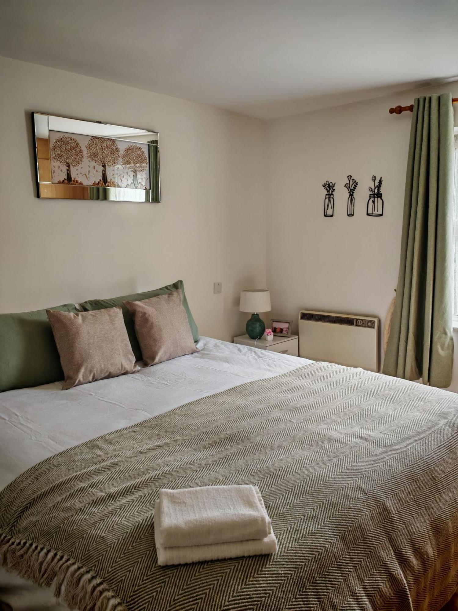 Spacious & Cosy Double And Single Bedrooms Close To Hendon & Colindale Tube Stations Buitenkant foto